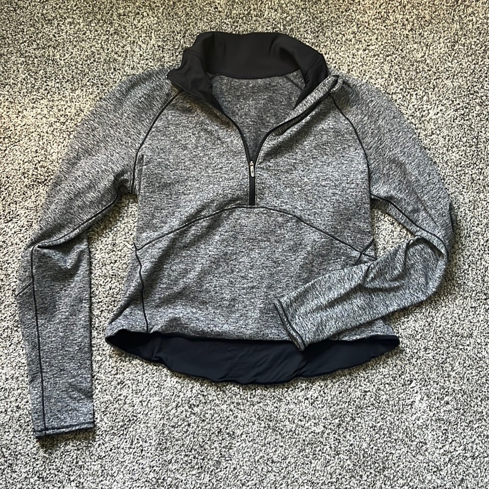Quarter zip Lululemon top